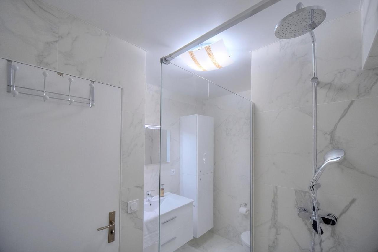 Immogroom - 2 Br- Bright - Terrace - Wifi - Air Conditioning Cannes Exterior foto